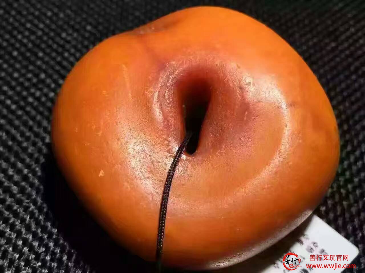 是什么决定老蜜蜡的价格?