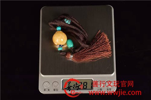 满蜡小龙珠搭配流苏