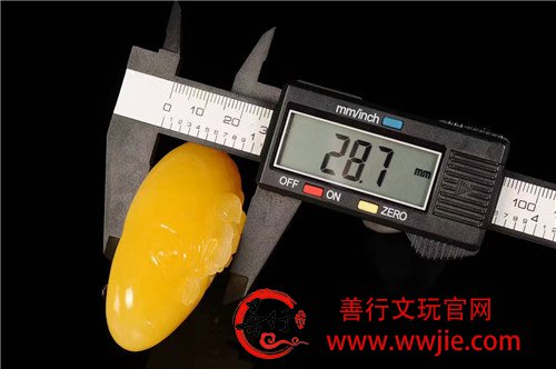 精挑鸡油黄好料蜜蜡吊坠