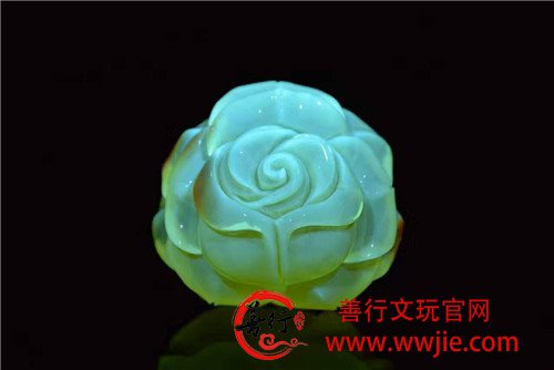 精工玫瑰在岁月重散发淡淡馨香