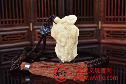极品、骨瓷白立体精雕貔貅
