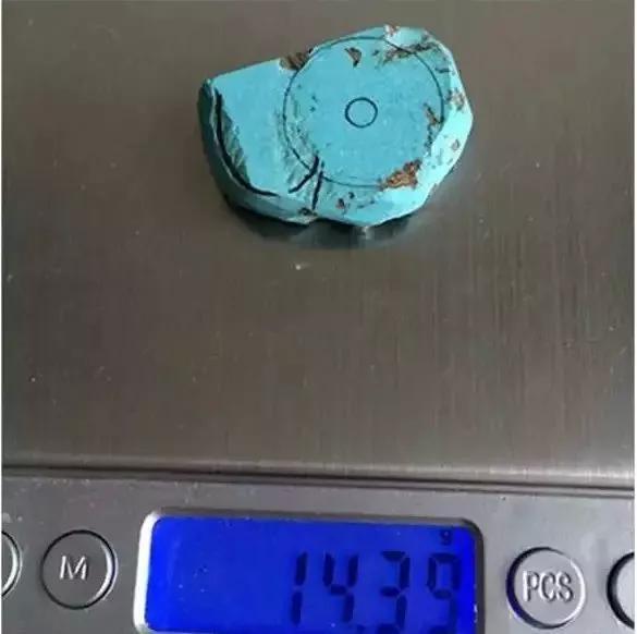 绿松石相关-如何自己制作绿松石面包圈？手工大神告诉你！