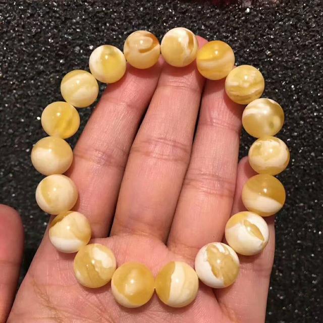 上千块就买了这么一小串蜜蜡佛珠？！值吗？是不是太贵了！