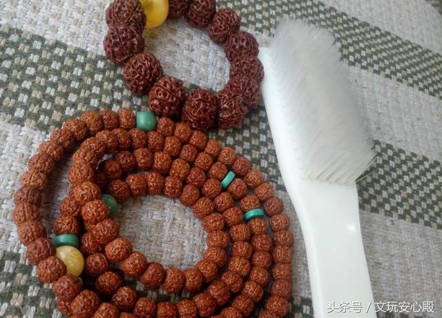 玩了那么多年金刚菩提，直到今天才知道金刚菩提该怎么盘怎么刷
