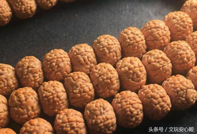 金刚菩提子玉化的过程，看看如何在三个月玉化一条金刚菩提子