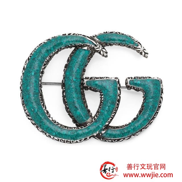 Gucci 新推出 GG Marmont 珠宝系列，形象的体现了品牌内涵