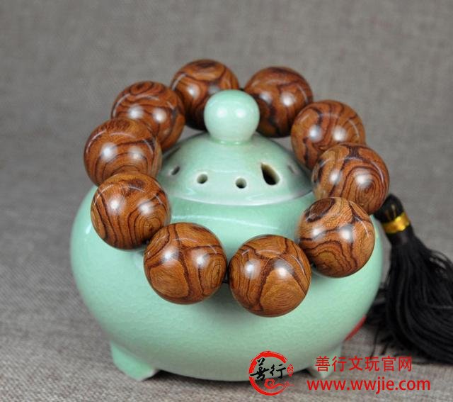 海南黄花梨手串价格的标准是什么
