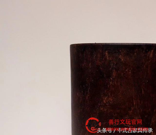 明代黄花梨笔筒