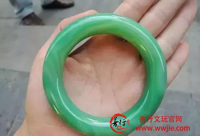 和翡翠很像的“绿宝石”你知道？