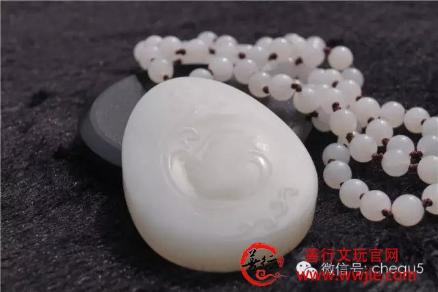 如何正确把玩砗磲中的极品玉化砗磲