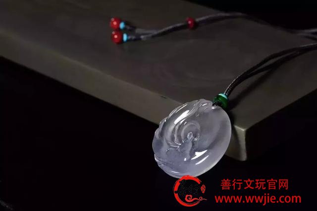 翡翠必修课：怎样判断翡翠的价值？