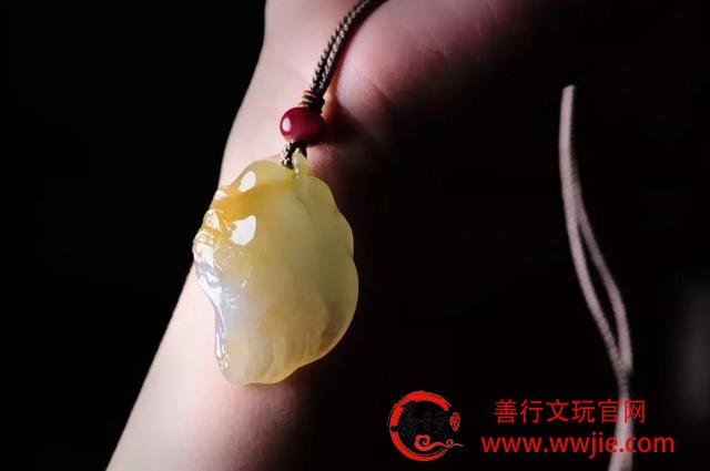翡翠必修课：怎样判断翡翠的价值？