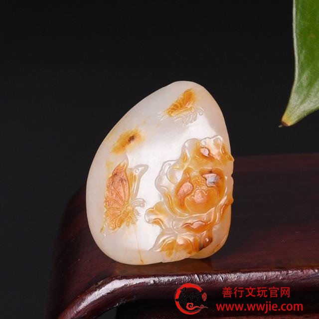 和田玉比翡翠更受欢迎？为什么？