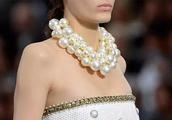 时尚界的假珍珠，比真珠还要横？